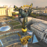 Монумент Незалежності  України "Оранта-Україна" в самісенькому центрі міста багато бачив революцій та перемог.  А тепер можна подивитися  "Оранту-Україну"